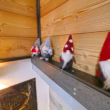 Ak House * Aprica